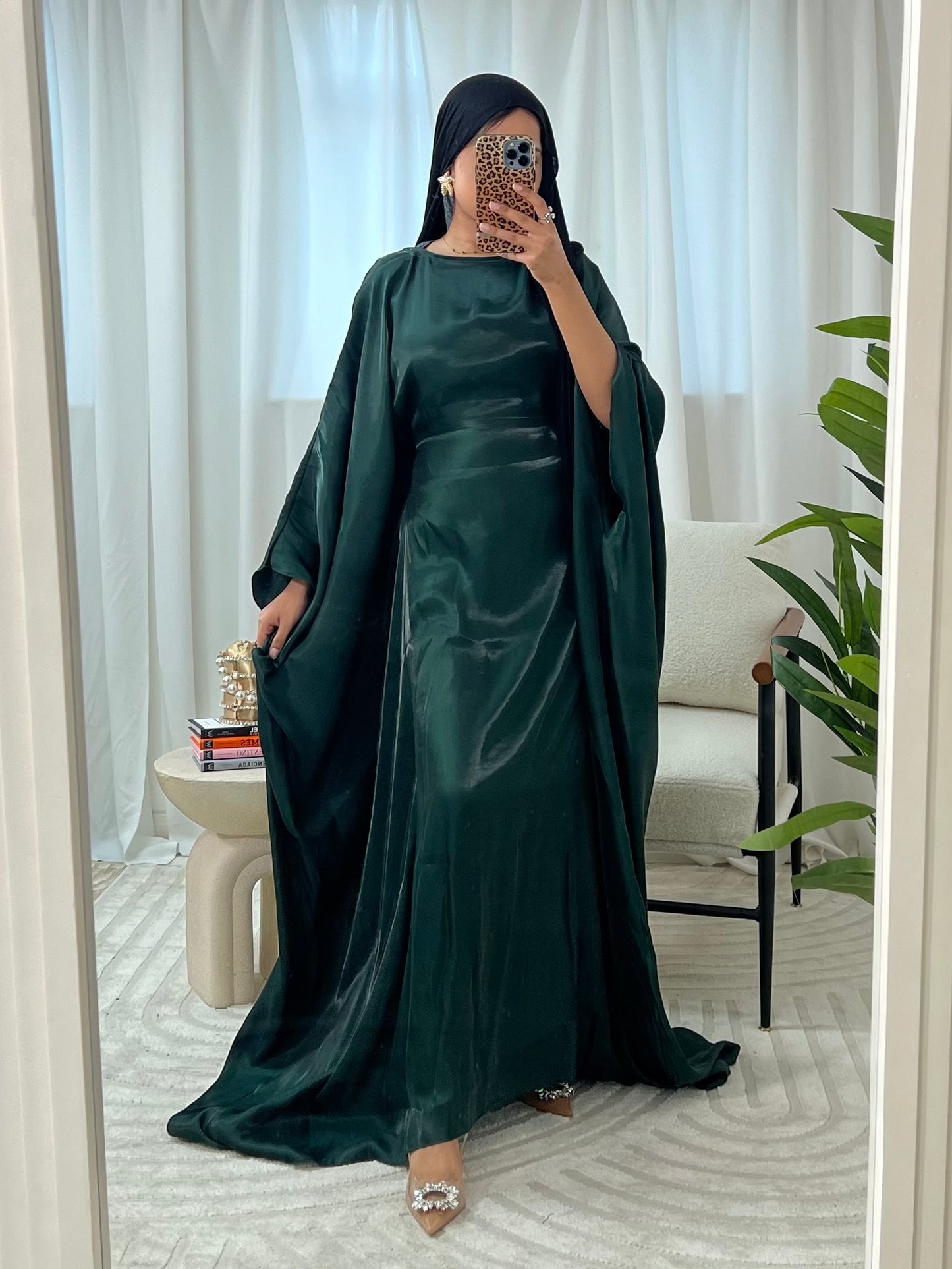 Noor Shimmering Abaya