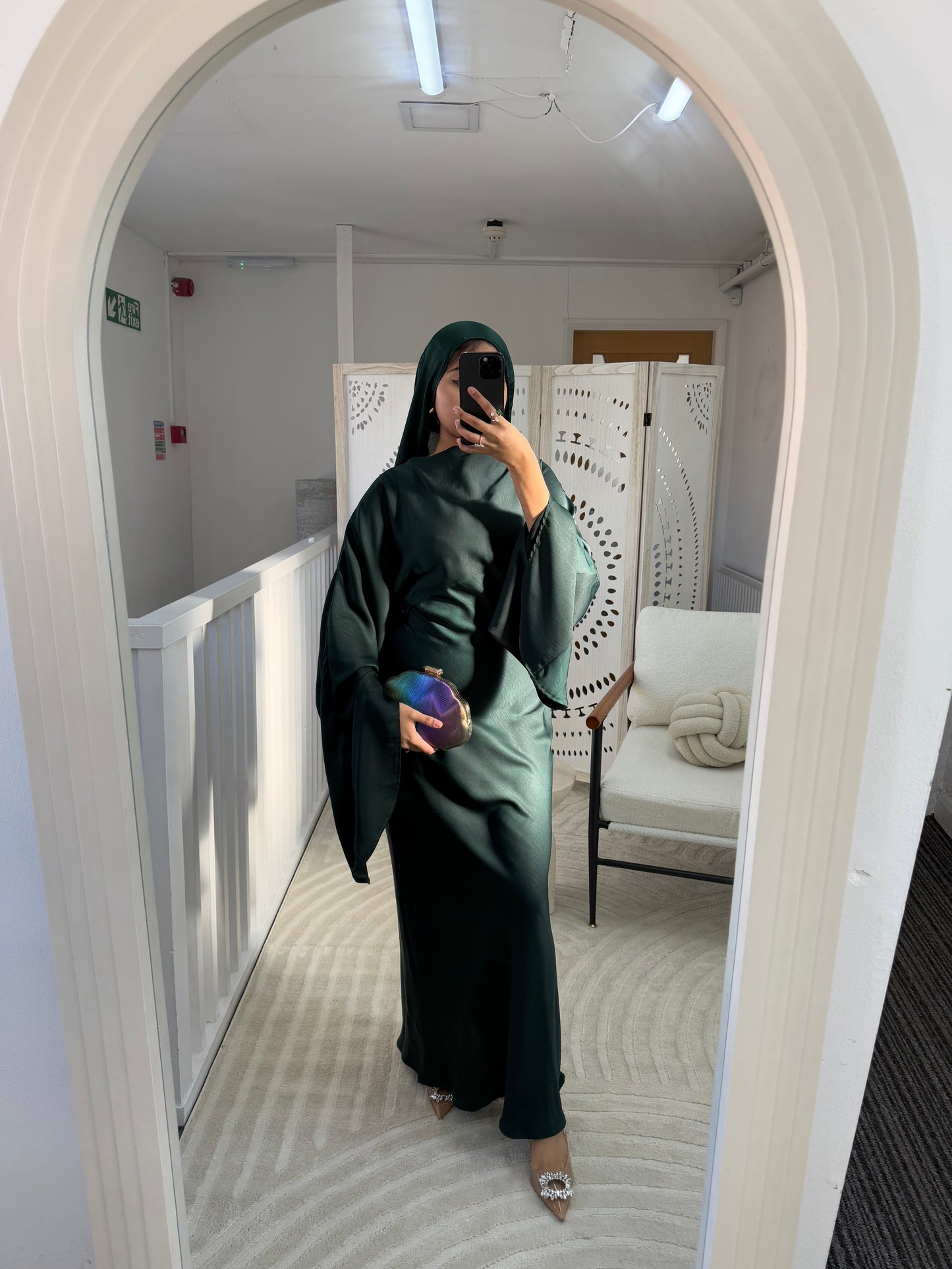 Emerald Flare Drape Sleeve Detail Abaya