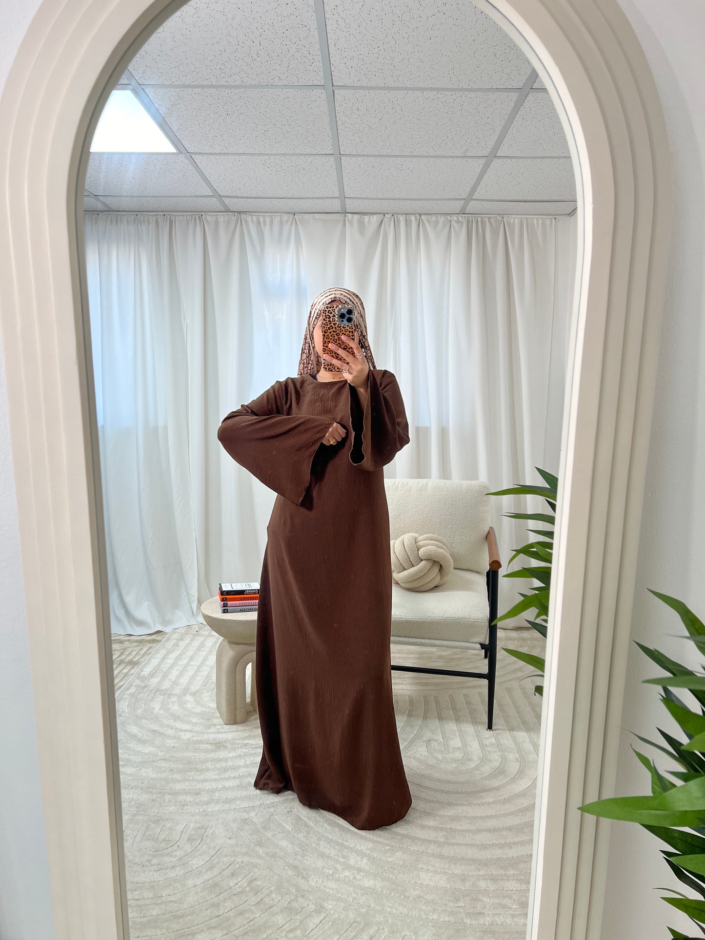 Sara Tie-Back Flare Sleeev Basic Abaya