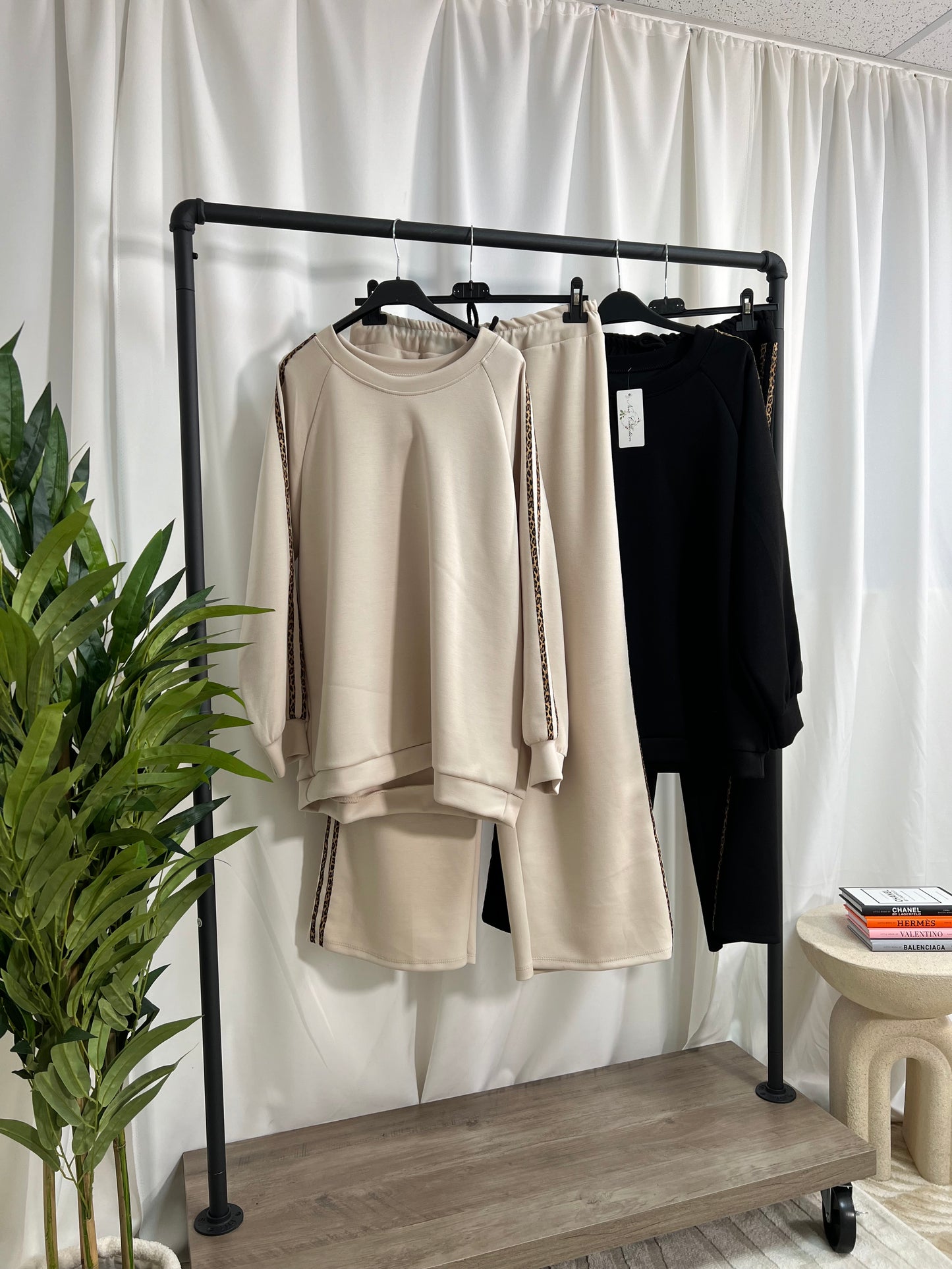 Marwah Soft Tracksuit With Leopard Details