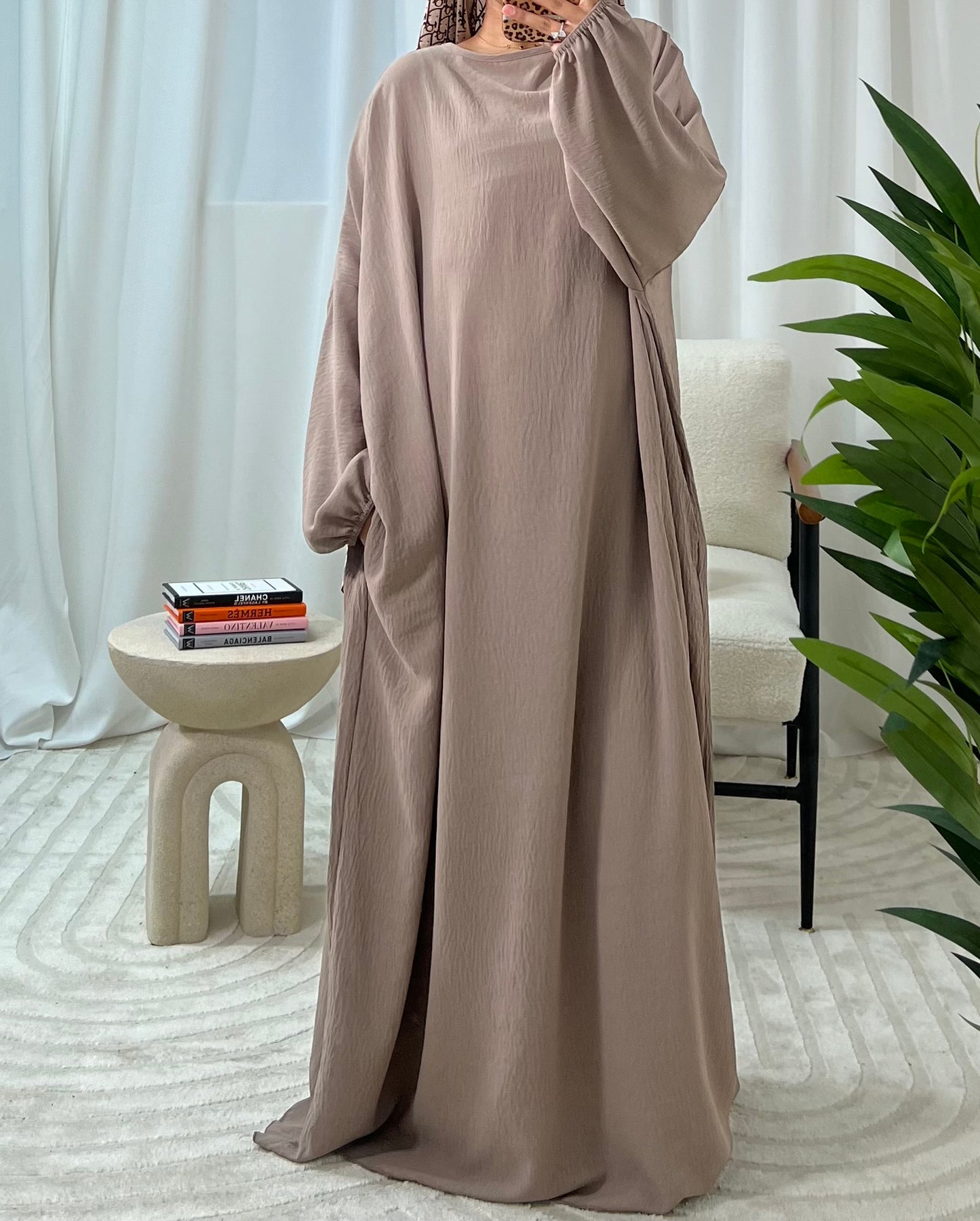 Erum Abaya with Elasticated Cuffs