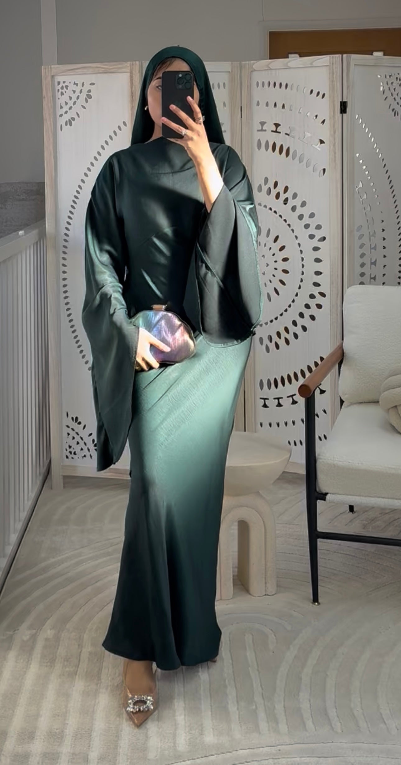 Emerald Flare Drape Sleeve Detail Abaya