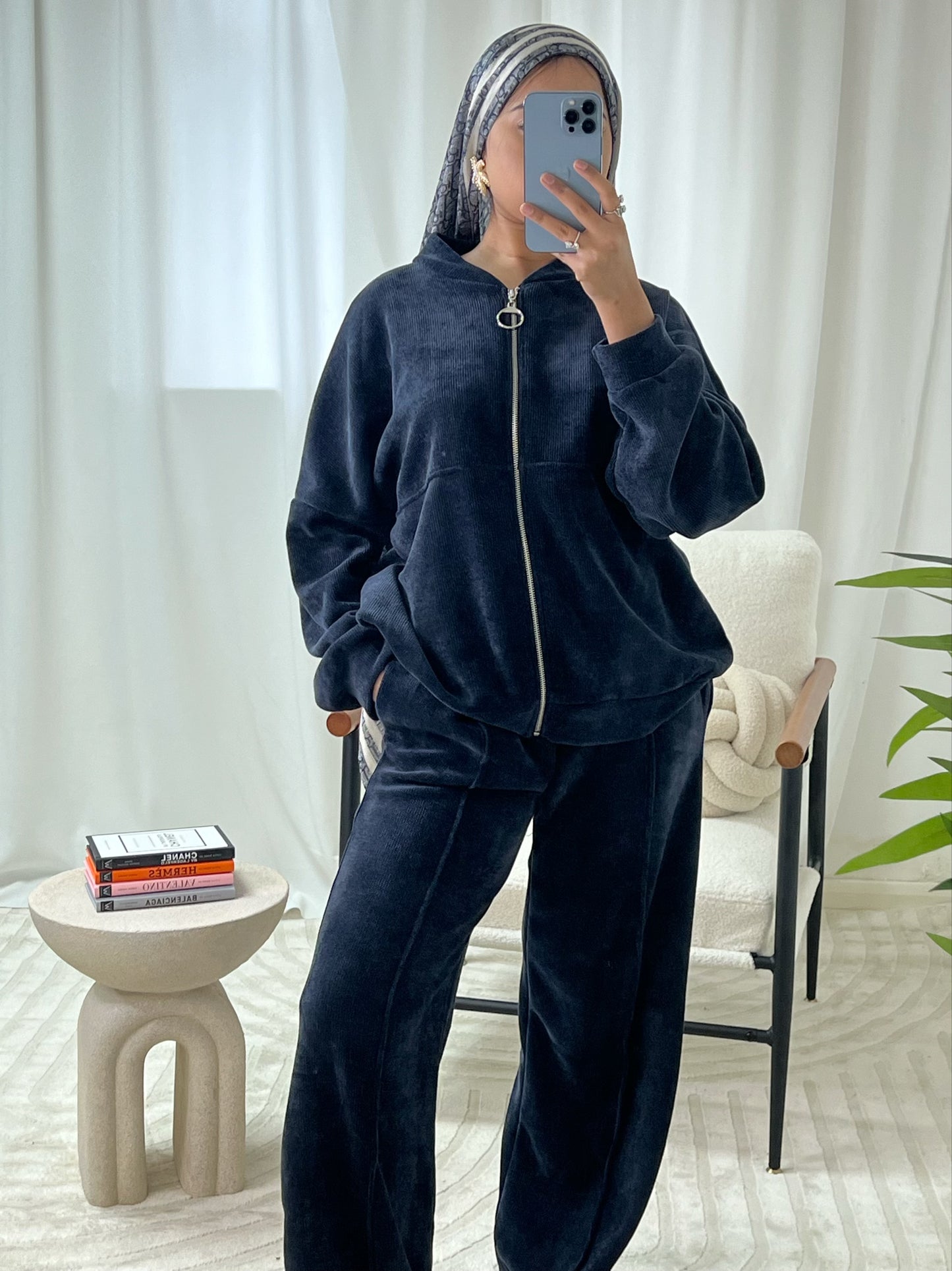 Seya Velvet Feel Tracksuit